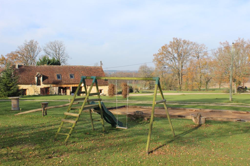 Gites A L'Ombre Des Chenes Chateauvieux  Exterior photo